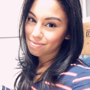 Meet your Posher, Marcela